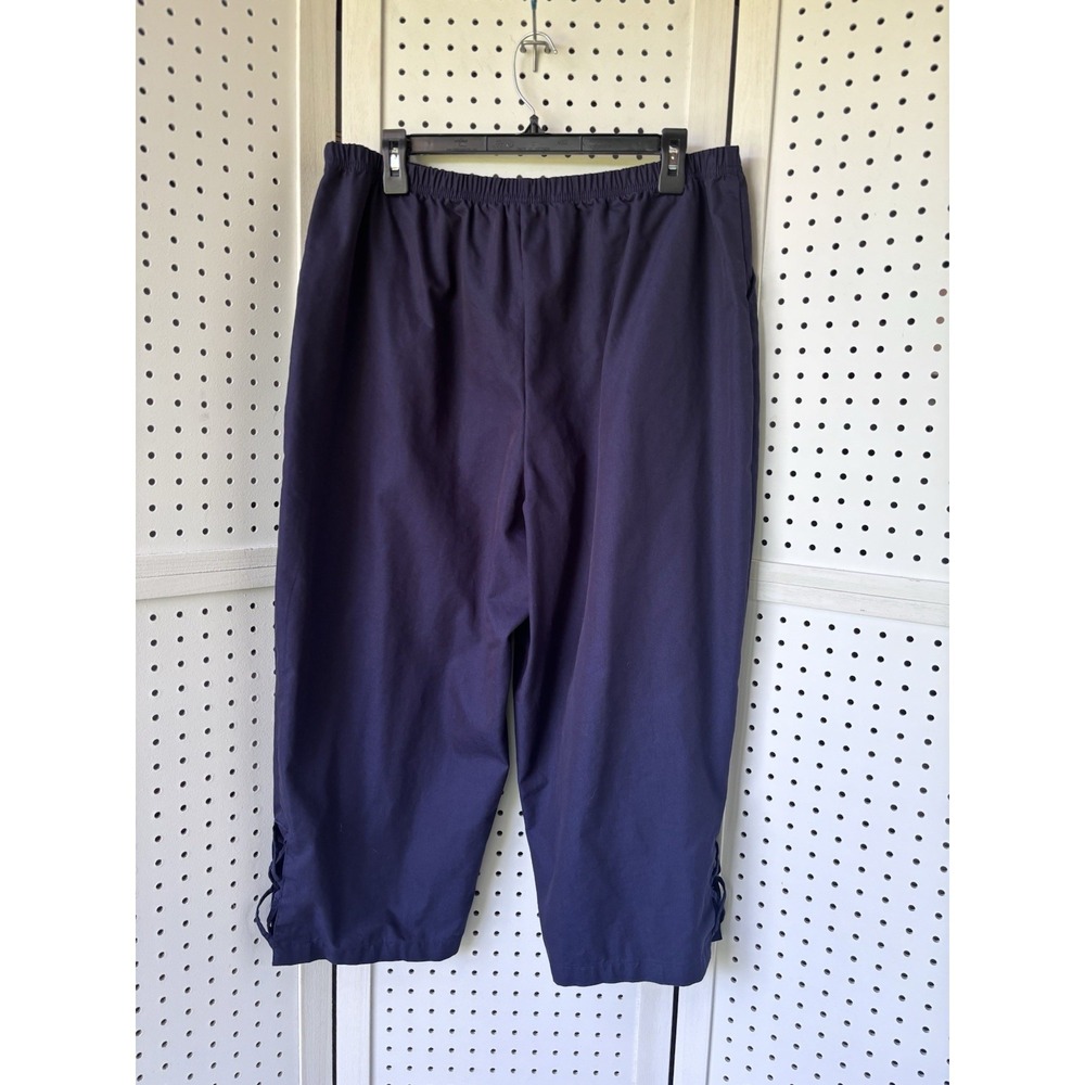 Blair Pants Women's XL Blue Khaki Pull On Crop Capri Lattice Cutout Hem Casual - Picture 3 of 4